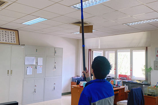 ���t�\����늙z